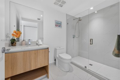 Aluguel de apartamento no Alana Bay Harbor Island 401