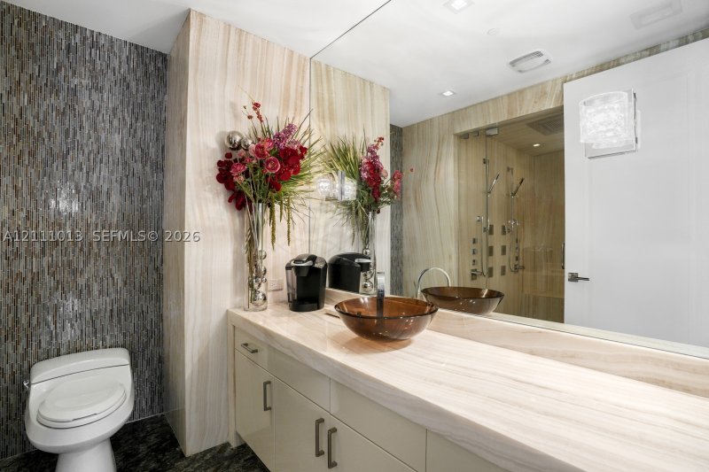 Condo for sale at Mansions at Acqualina 3101