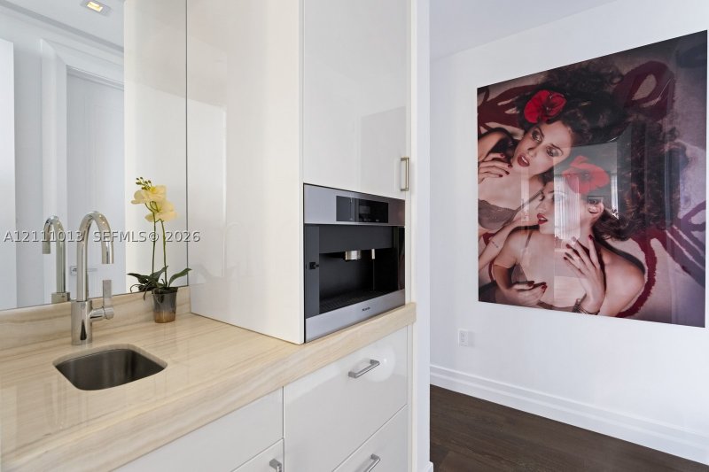 Condo for sale at Mansions at Acqualina 3101