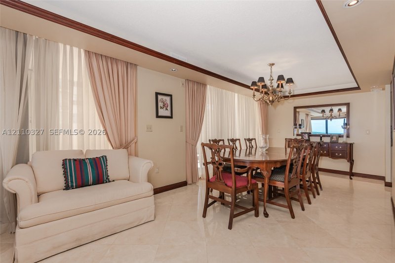 Comprar apartamento en L`Excellence 1005