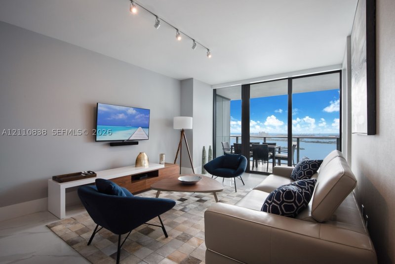 Apartment for rent at Paraiso Bay Miami 3504