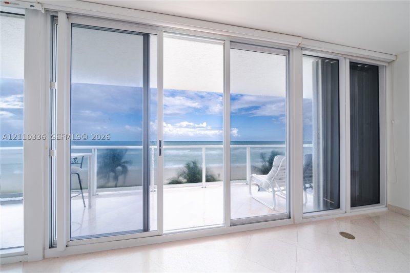 Apartment for rent at Oceania 2 WS-7B