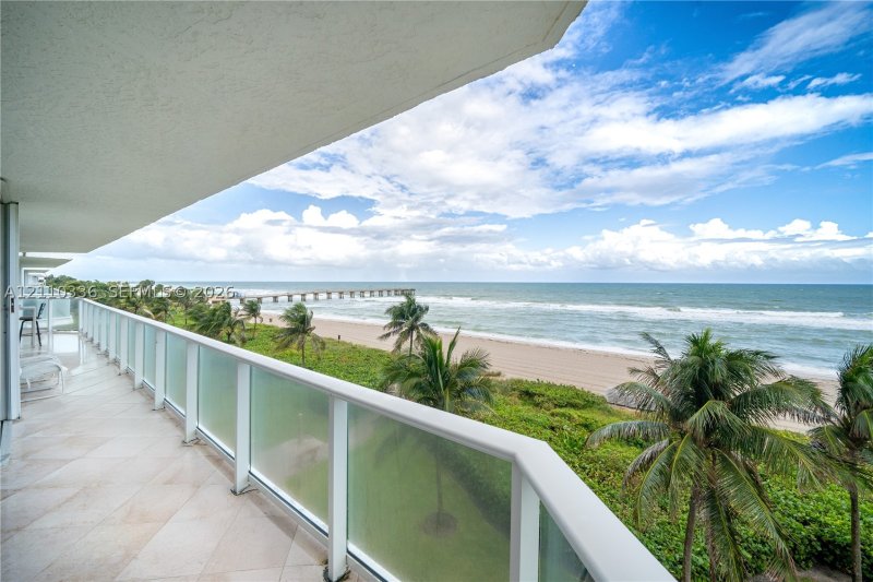 Apartment for rent at Oceania 2 WS-7B