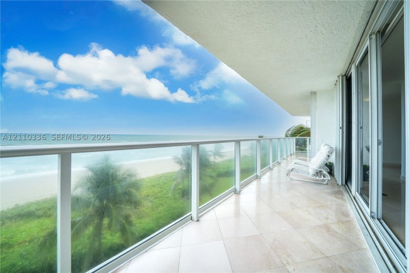 Apartment for rent at Oceania 2 WS-7B