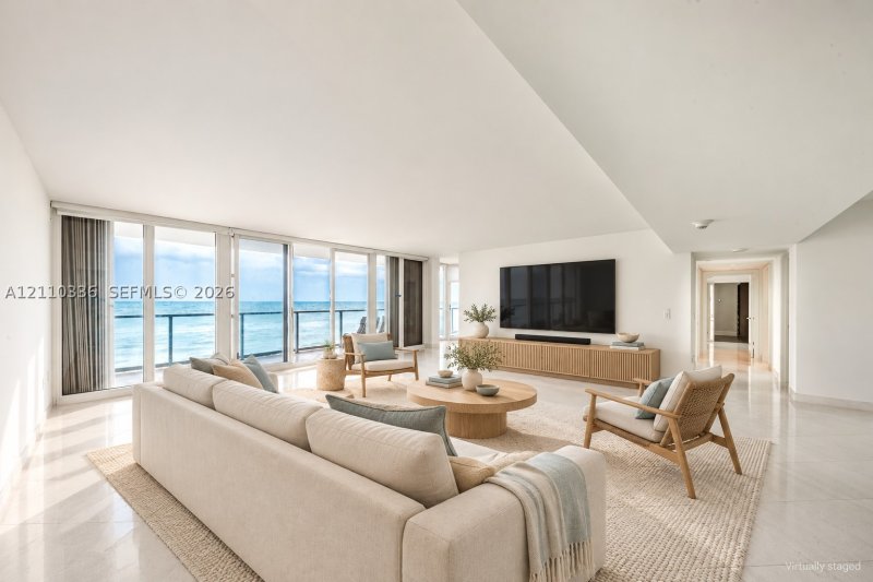 Apartment for rent at Oceania 2 WS-7B