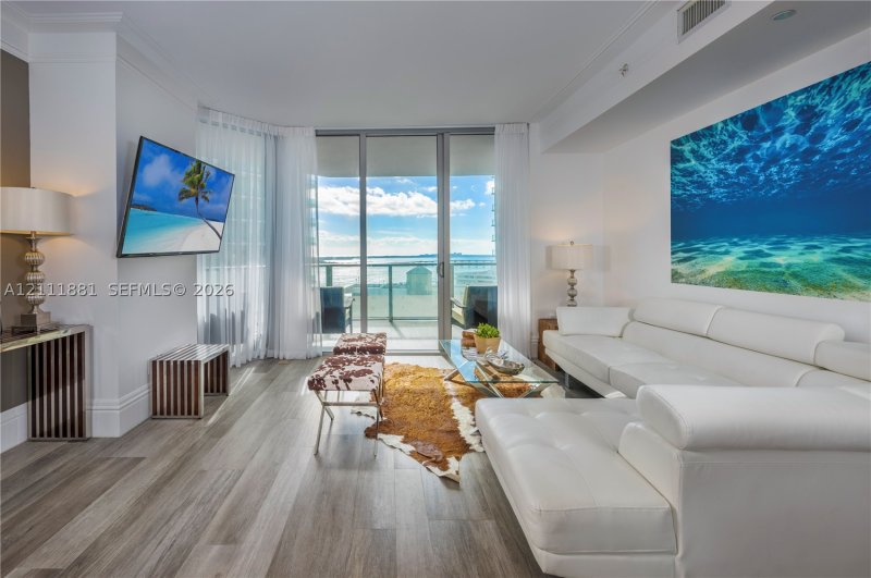 Apartment for rent at Brickell House Condo 1909