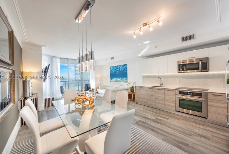 Apartment for rent at Brickell House Condo 1909