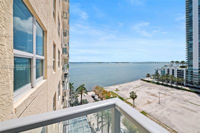 Comprar apartamento no Mark on Brickell 1001