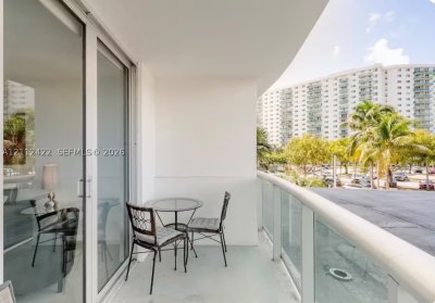 Comprar apartamento no Ocean Reserve 220
