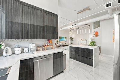 Comprar apartamento en Cite On The Bay 3202