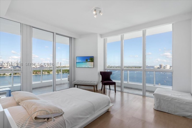 Comprar apartamento en Bentley Bay North 1914