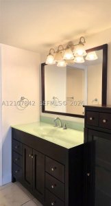 Alquiler de apartamento en Brickell Place III A603