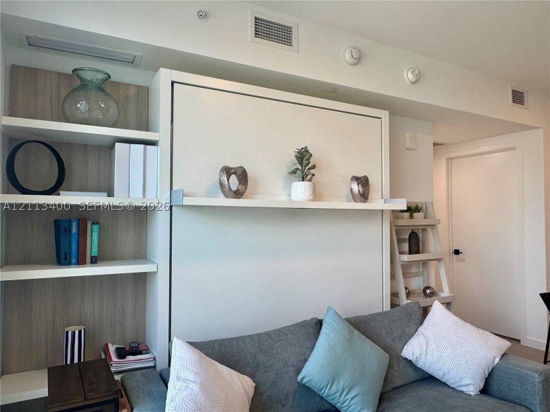 Condo for sale at YotelPad Miami 2105