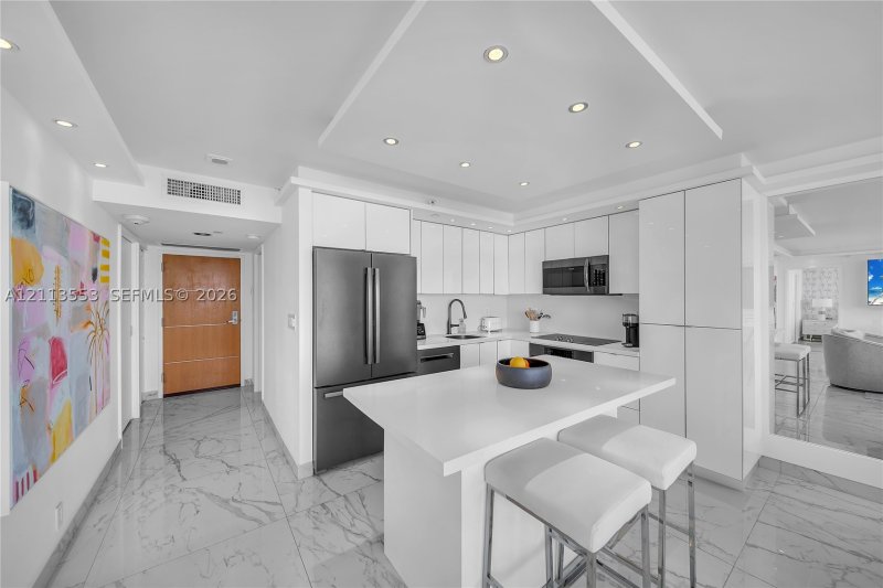 Condo for sale at South Pointe Tower 2106
