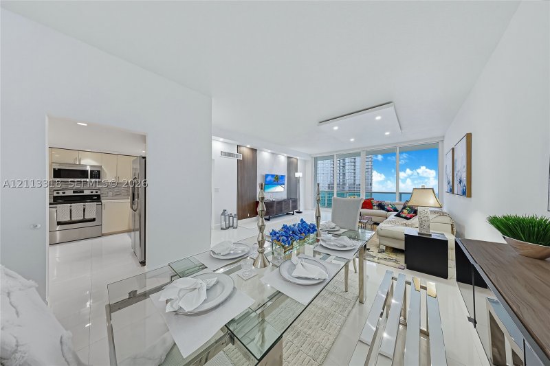 Apartment for rent at Arlen House PH06