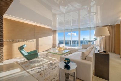 Murano Grande Apt #2703