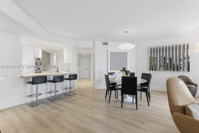 Comprar apartamento en Courvoisier Courts 1012
