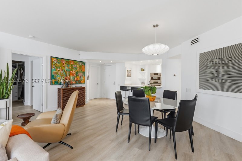 Comprar apartamento en Courvoisier Courts 1012