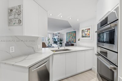 Comprar apartamento en Courvoisier Courts 1012
