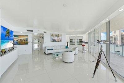 Comprar apartamento no Millennium 2902