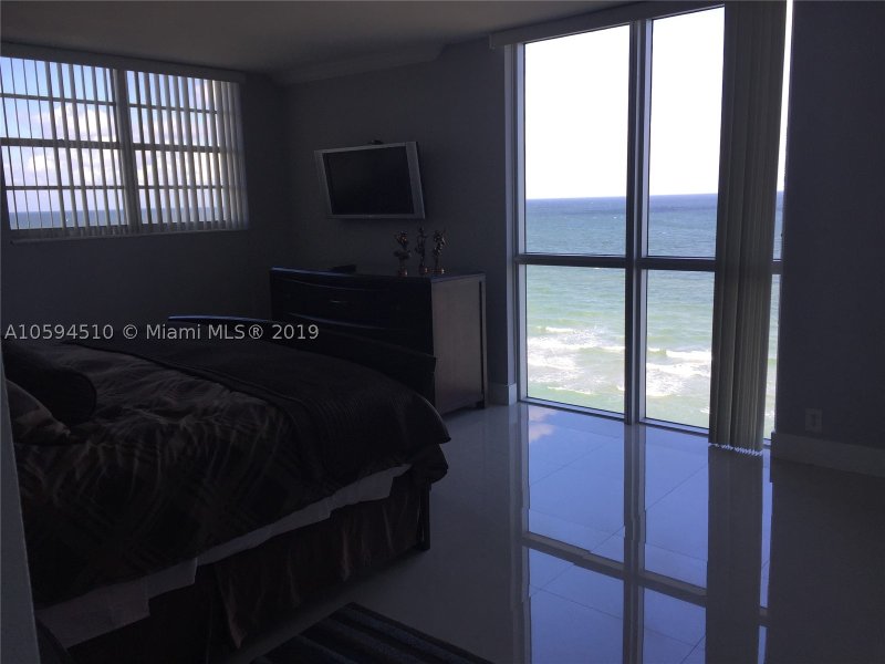 Apartment for rent at Tides Hollywood Beach 14E