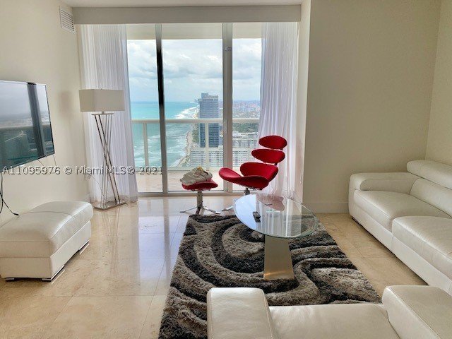 Alquiler de apartamento en Beach Club Two 4904