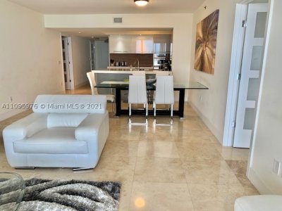Aluguel de apartamento no Beach Club Two 4904