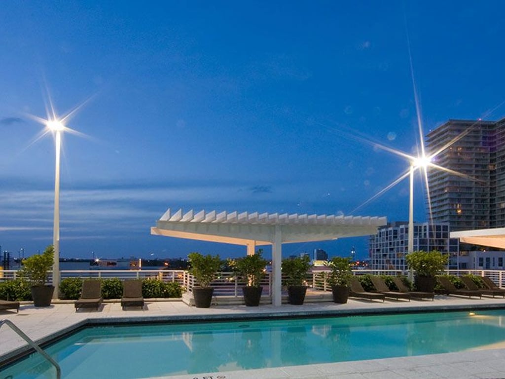 Condo for sale at Midtown Midblock