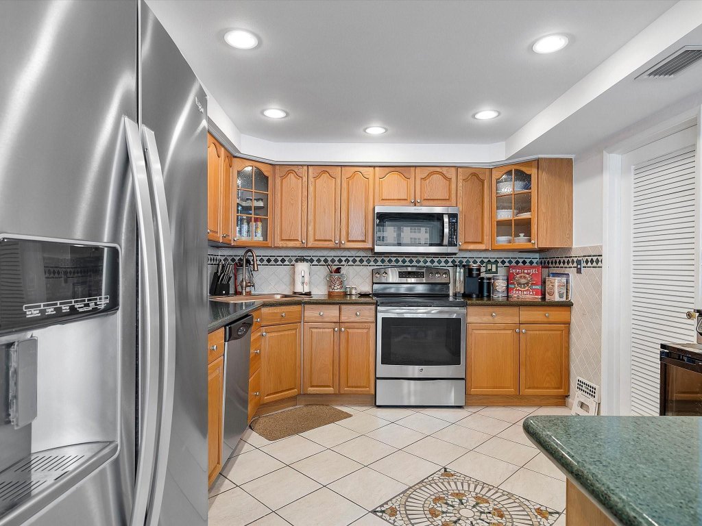 Condos for sale at Ocean Summit