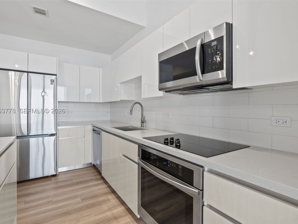 Condos for sale at Mondrian Hallandale