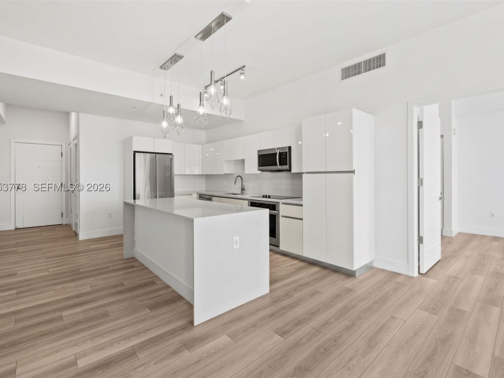 Condos for sale at Mondrian Hallandale