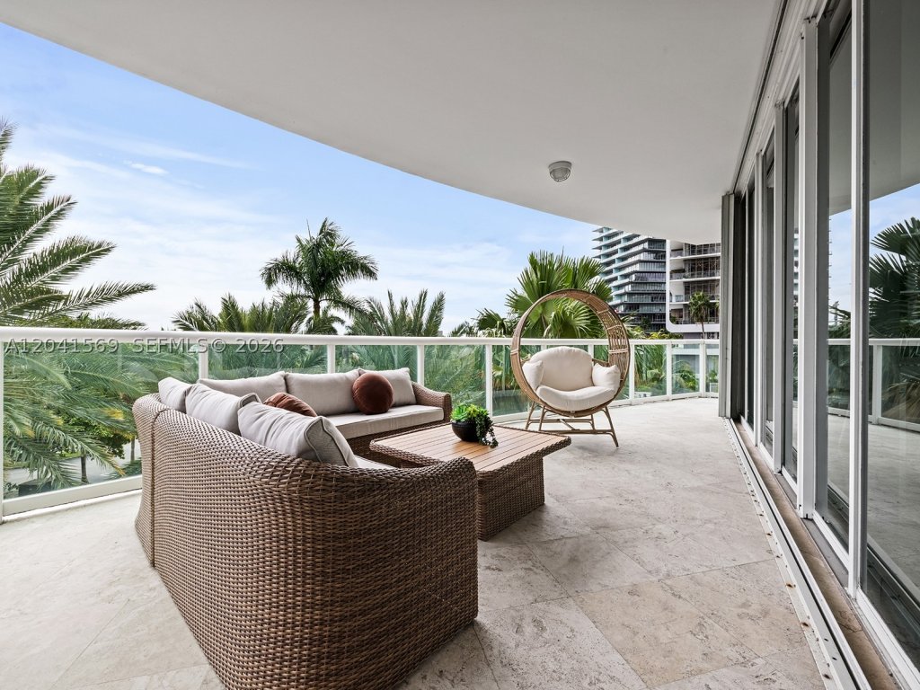 apartamento para alugar no Grove Hill Tower
