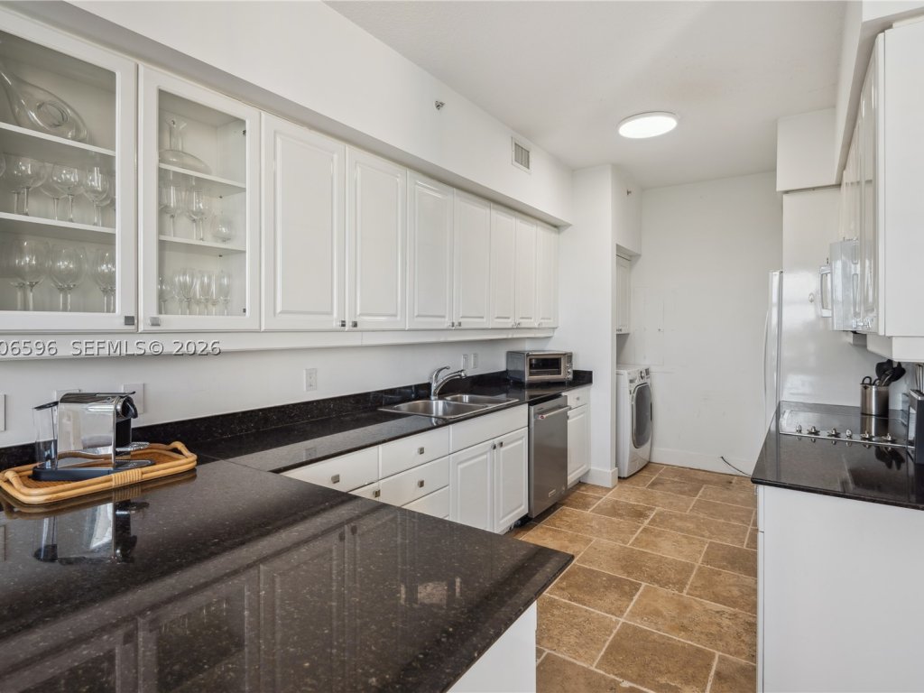 apartamentos en venta en Ocean Club Lake Villa Three
