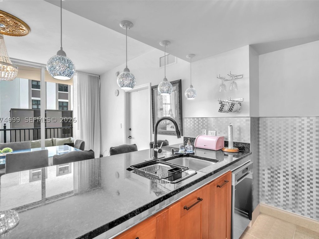 apartamentos en venta en One Village Place