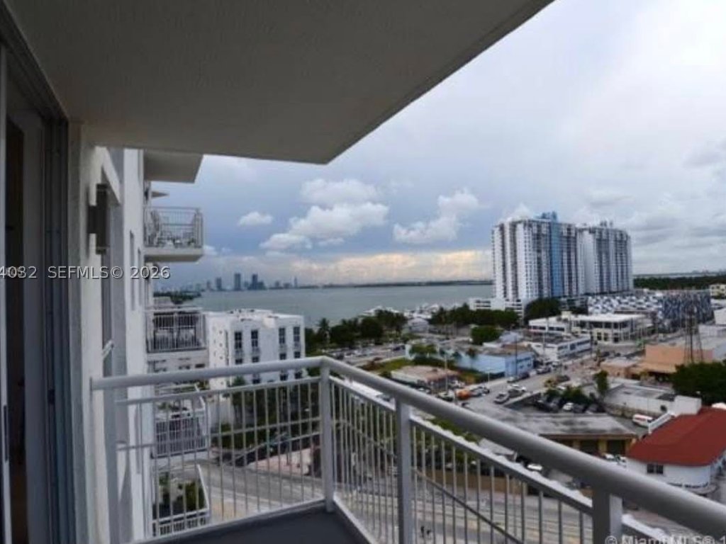 apartamentos en venta en West Bay Plaza