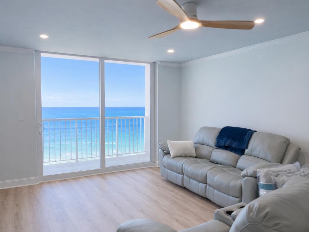 apartamentos a venda no Edgewater Beach Tower