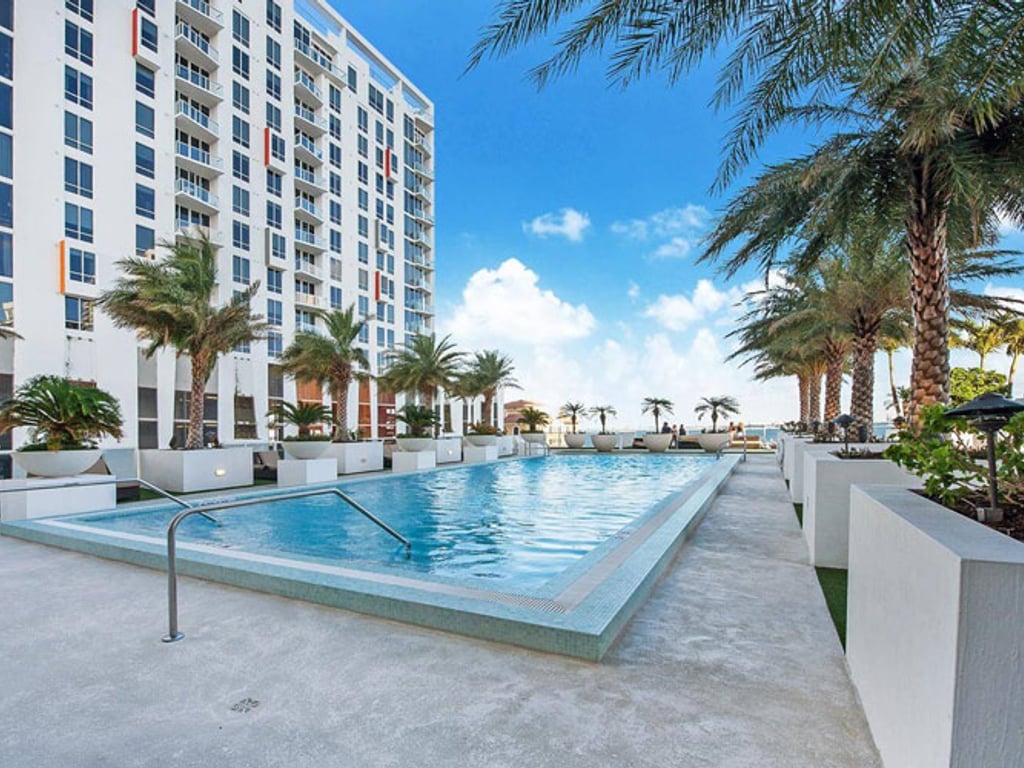 Condos for sale at Bay House