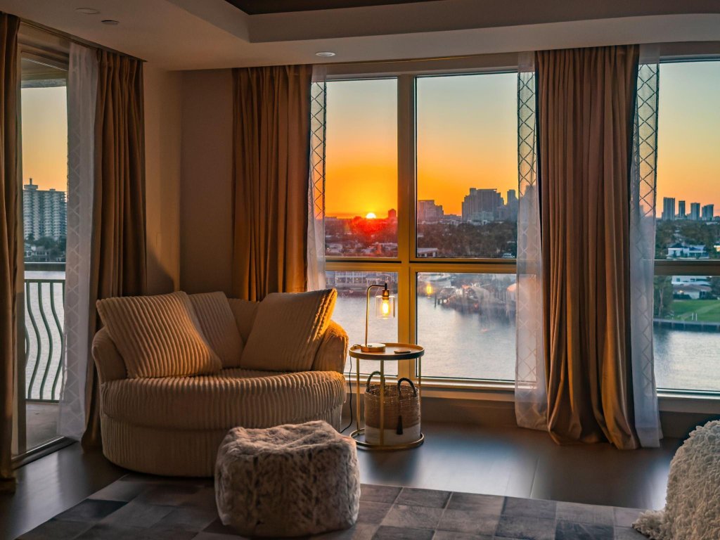 Condos for sale at Alhambra Place