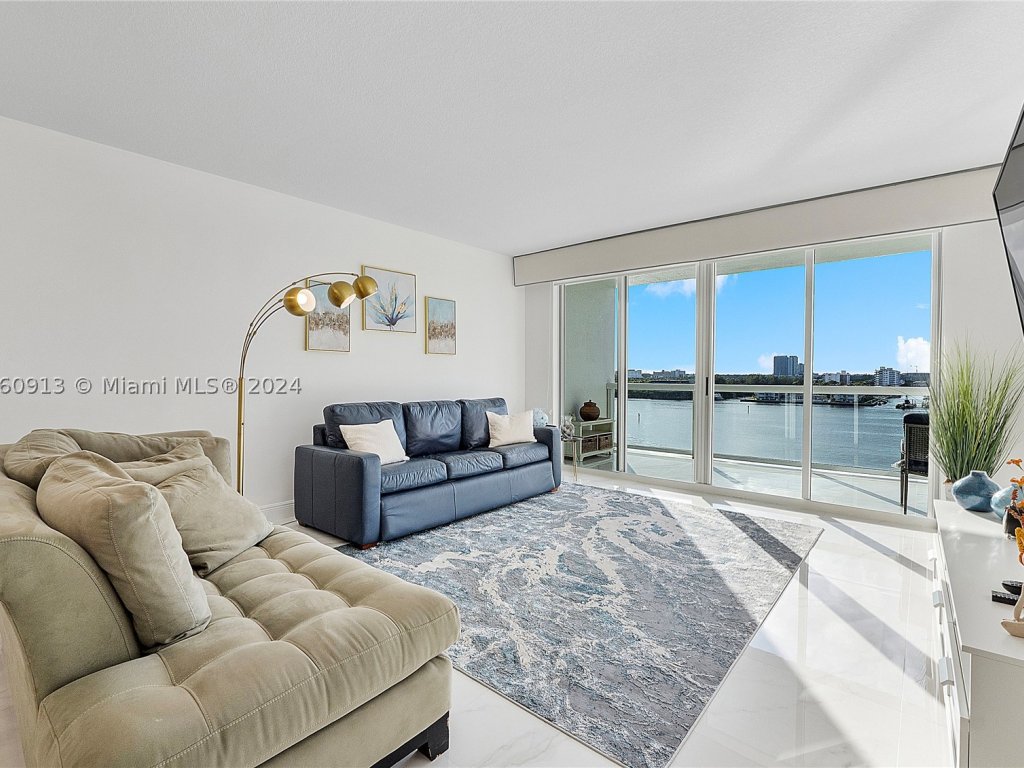 apartamentos en venta en Golden Bay Club