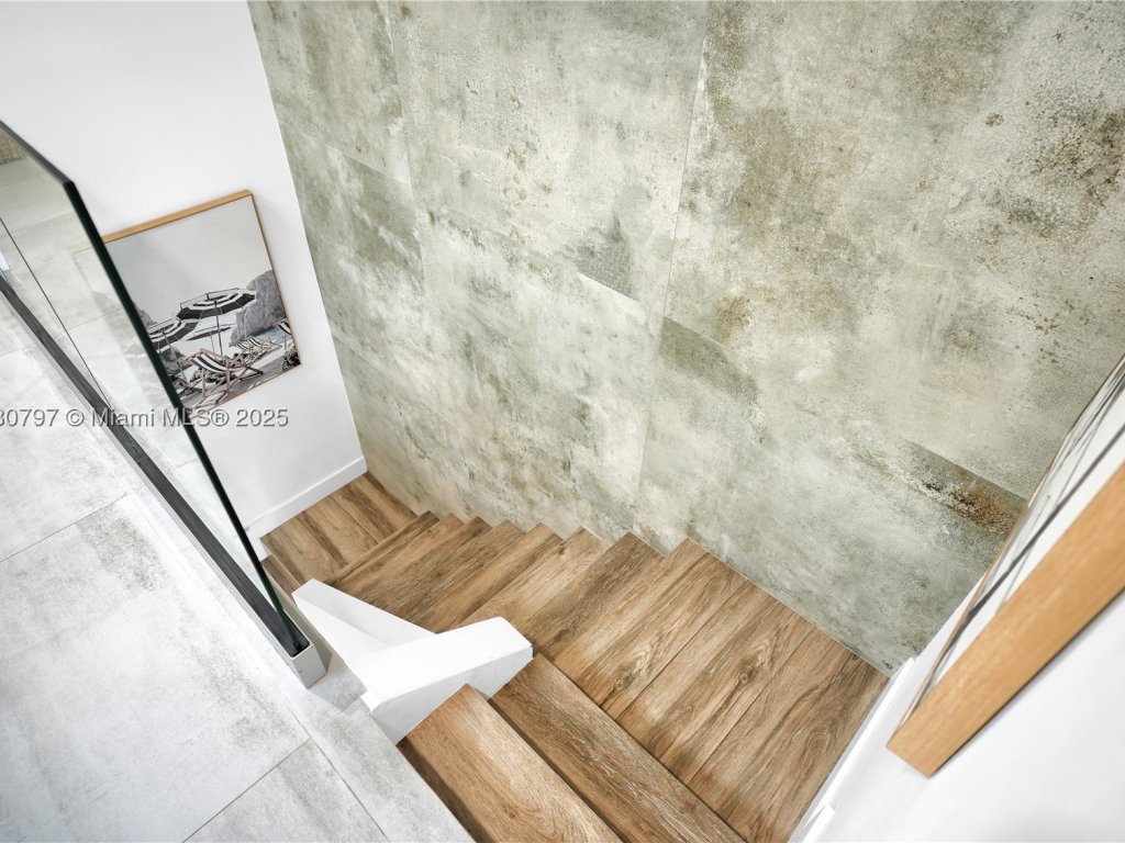 apartamentos en venta en Poinciana Island