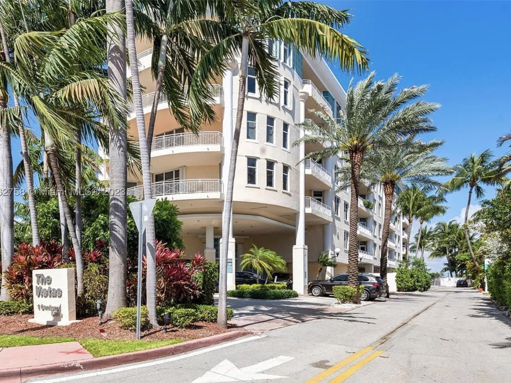 Condos for sale at The Vistas