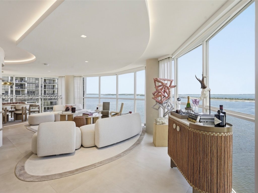 apartamentos a venda no Atlantis on Brickell