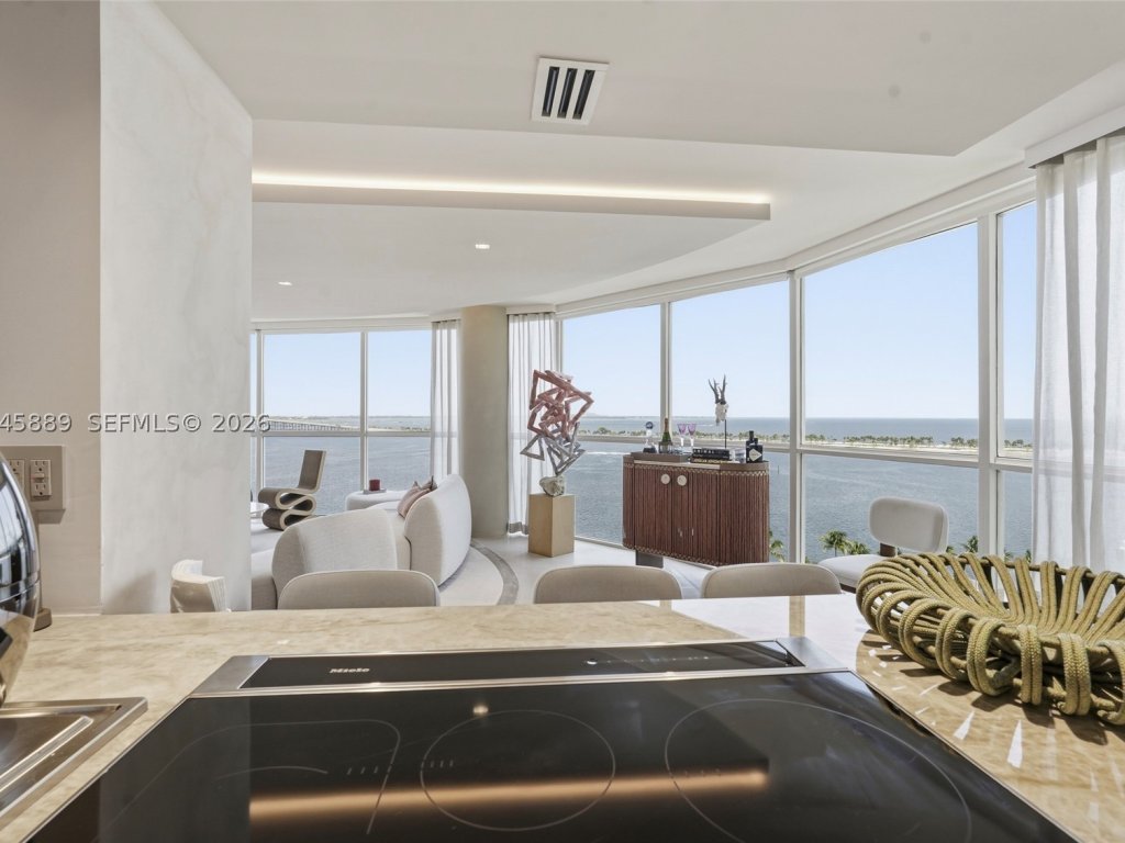 apartamentos a venda no Atlantis on Brickell