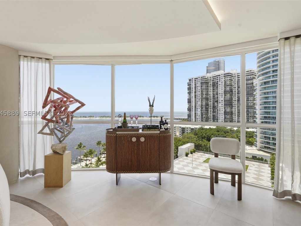 apartamentos a venda no Atlantis on Brickell