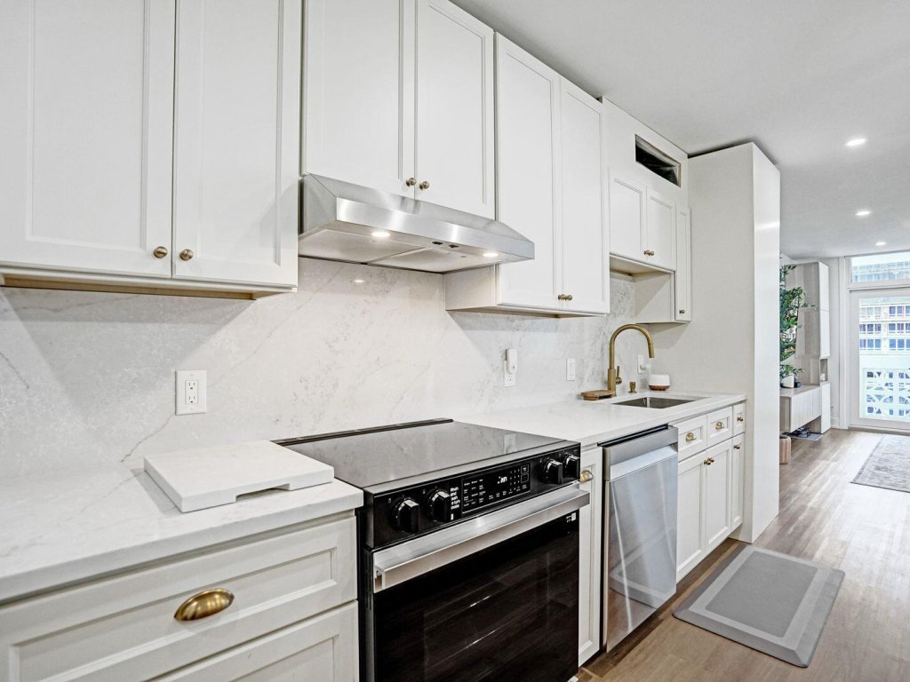 Condos for sale at Galt Towers