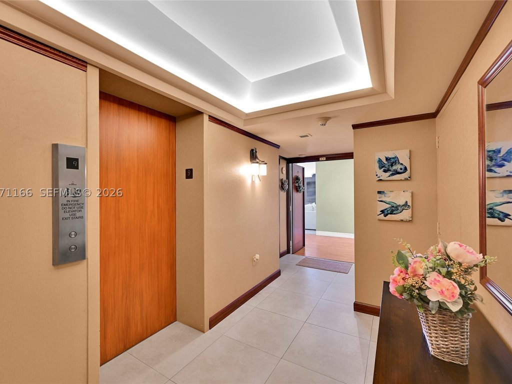 Condos for sale at The Corinthian
