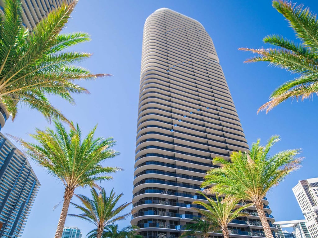 Comprar apartamento no SLS Lux Brickell