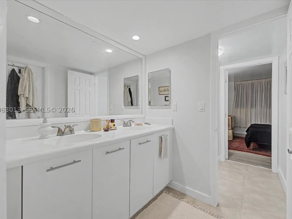 Condos for sale at Nirvana 2