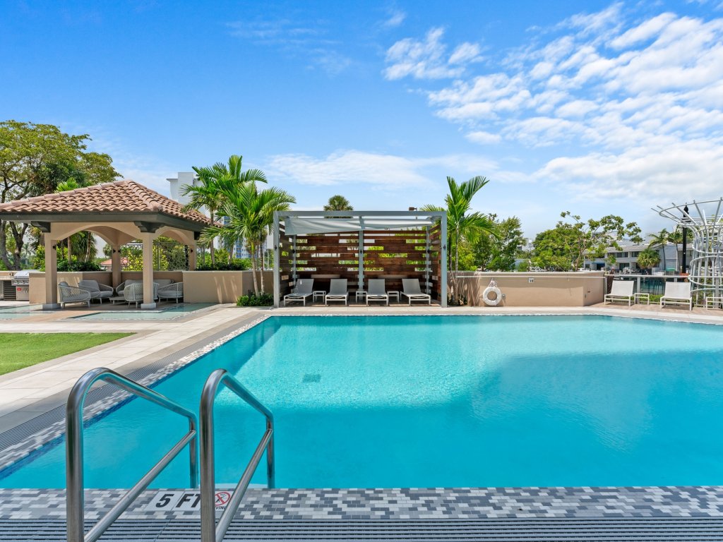 Property photo # 0