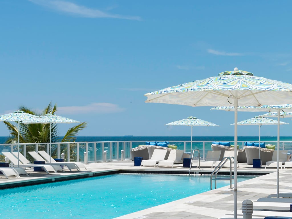 apartamentos en venta en Apogee Beach Hollywood